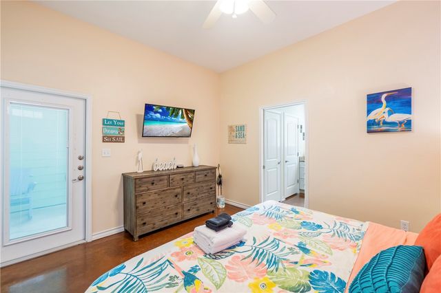 2212 State Highway 361 202, Port Aransas, TX 78373