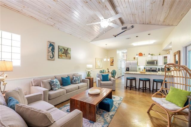 2212 State Highway 361 202, Port Aransas, TX 78373