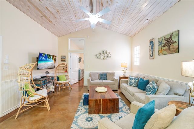 2212 State Highway 361 202, Port Aransas, TX 78373