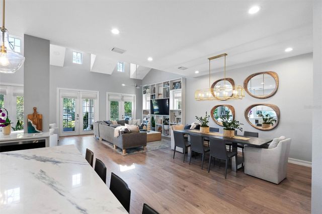 6054 YEATS MANOR DRIVE, Tampa, FL 33616