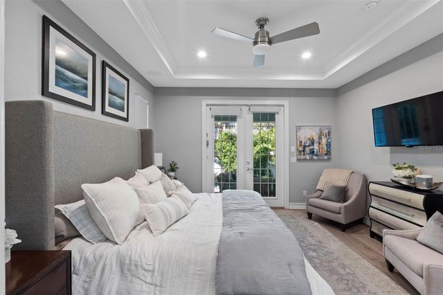 6054 YEATS MANOR DRIVE, Tampa, FL 33616