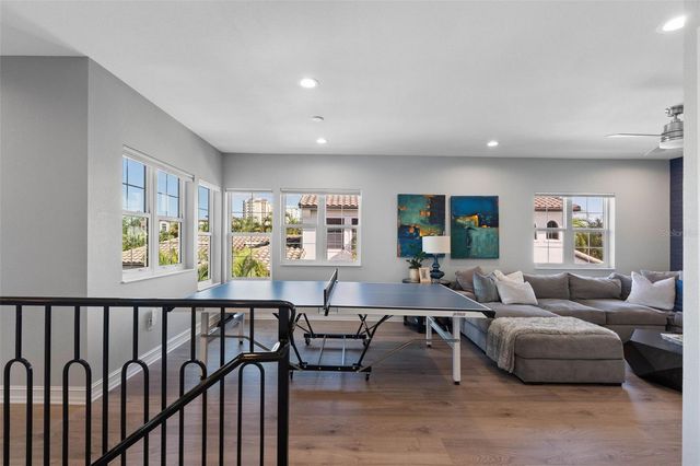 6054 YEATS MANOR DRIVE, Tampa, FL 33616