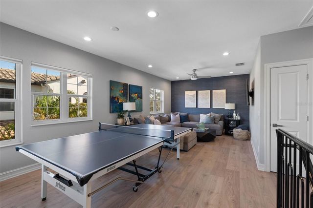 6054 YEATS MANOR DRIVE, Tampa, FL 33616