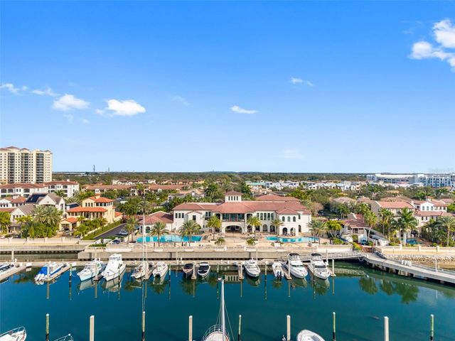 6054 YEATS MANOR DRIVE, Tampa, FL 33616