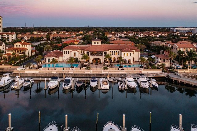 6054 YEATS MANOR DRIVE, Tampa, FL 33616