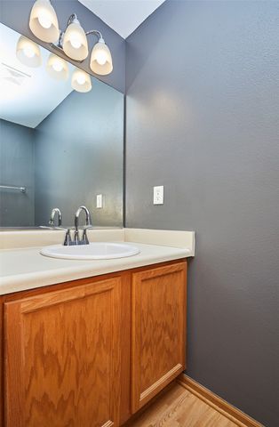 1143 SE Village View Lane, Ankeny, IA 50021