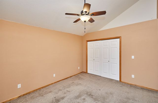 1143 SE Village View Lane, Ankeny, IA 50021