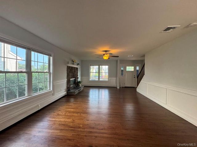 39 Seymour Drive, Shirley, NY 11967