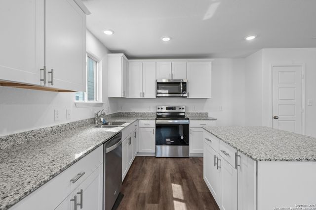 640 Rustic Grove, Boerne, TX 78006
