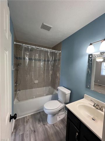 1652 Skiffes Creek CIR, Williamsburg, VA 23185