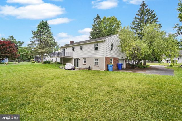 31 BRANDYWINE DR, Shrewsbury, PA 17361