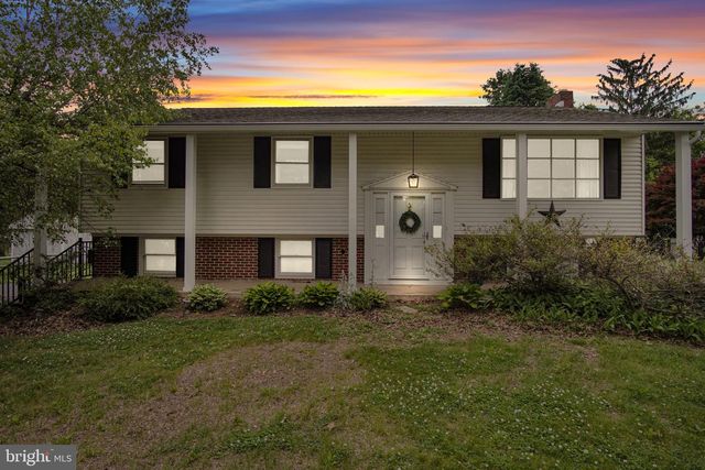 31 BRANDYWINE DR, Shrewsbury, PA 17361