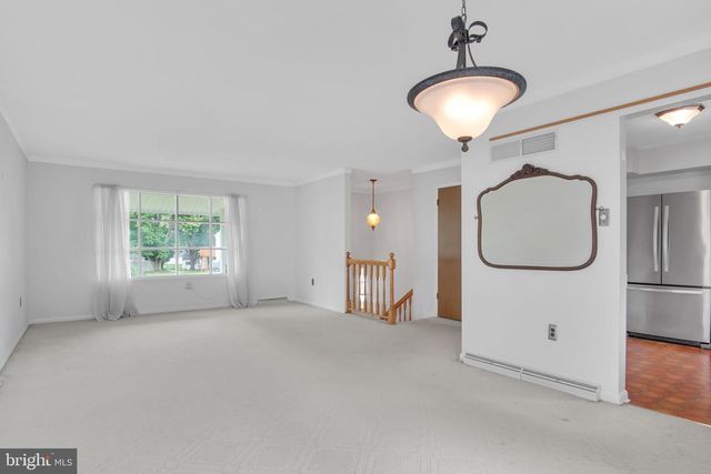 31 BRANDYWINE DR, Shrewsbury, PA 17361