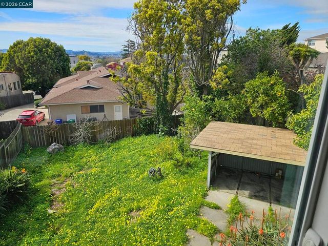 627 627 Kern St, Richmond, CA 94805