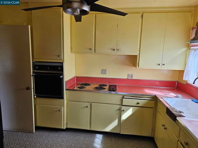 627 627 Kern St, Richmond, CA 94805