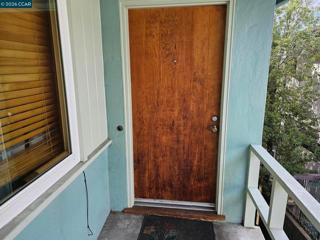 627 627 Kern St, Richmond, CA 94805