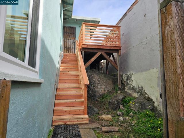 627 627 Kern St, Richmond, CA 94805