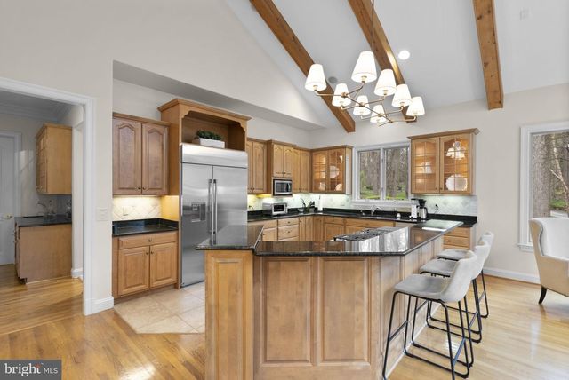 11223 RIVER VIEW DR, Potomac, MD 20854