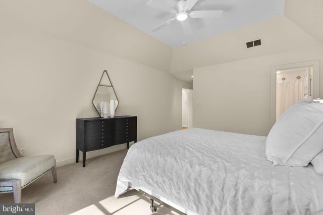 11223 RIVER VIEW DR, Potomac, MD 20854