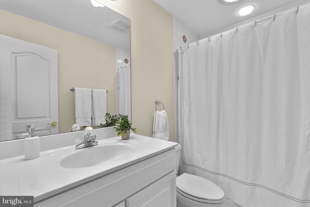 11223 RIVER VIEW DR, Potomac, MD 20854