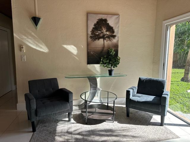 370 Delaware Avenue, Fort Lauderdale, FL 33312