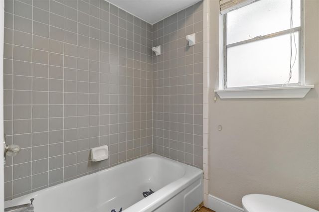 25519 Many Oak Drive, Spring, TX 77380