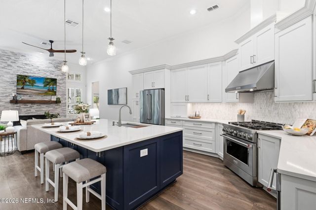 215 PARKSIDE Drive, St. Augustine, FL 32095