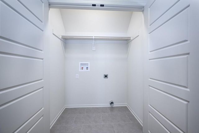 15624 Sheridan Court, Basehor, KS 66007