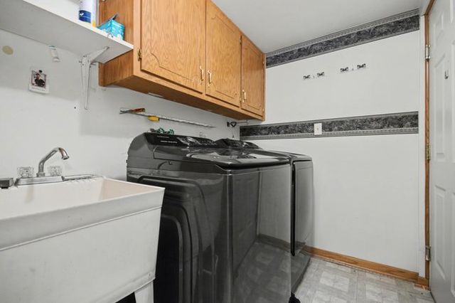 16032 Crystal Creek Drive 2B, Orland Park, IL 60462