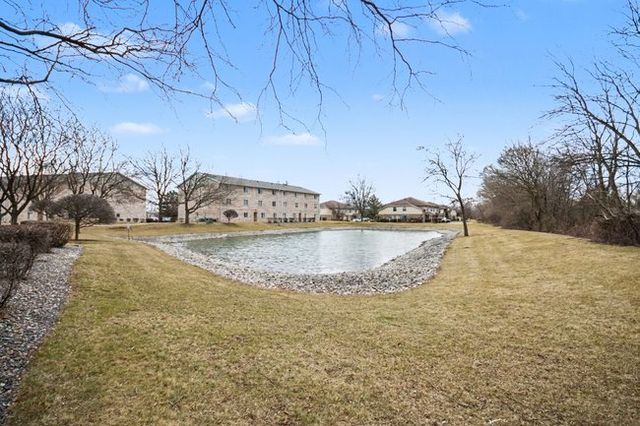 16032 Crystal Creek Drive 2B, Orland Park, IL 60462