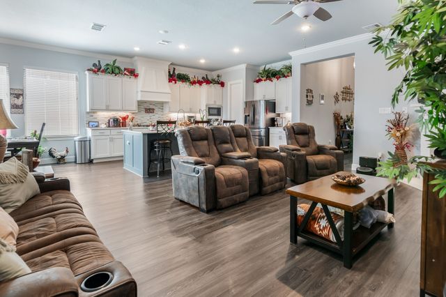 5616 Traveller Drive, North Richland Hills, TX 76180