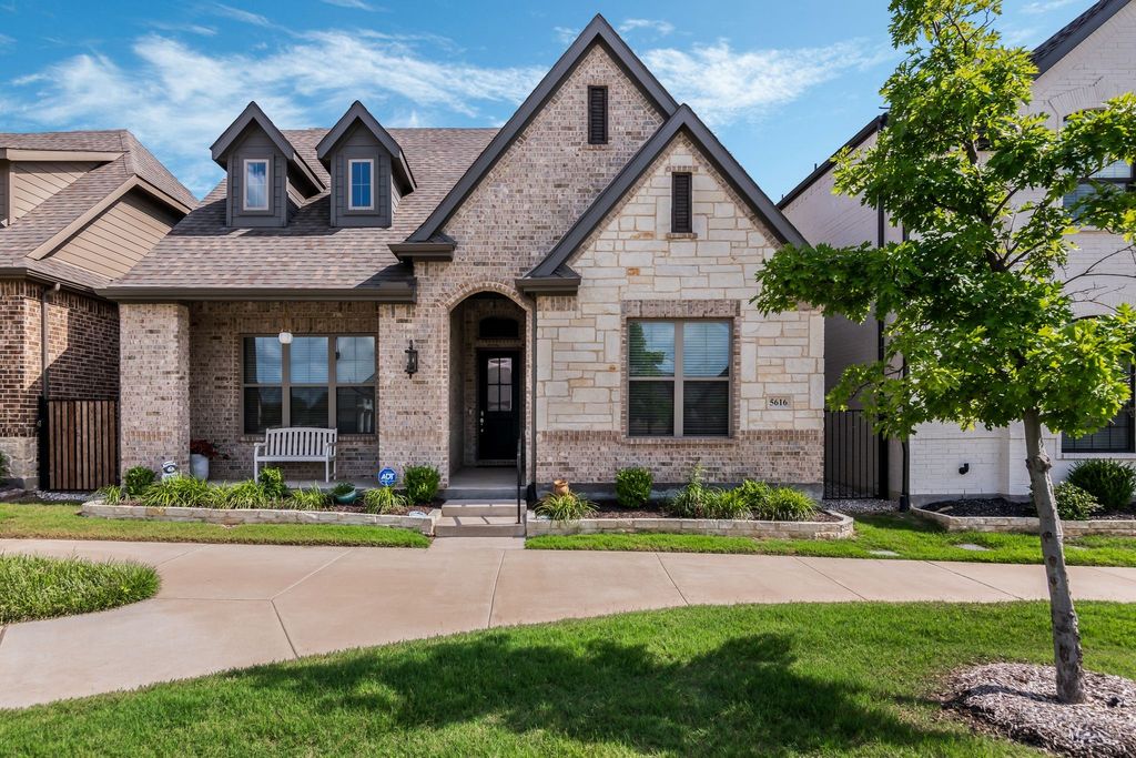 5616 Traveller Drive, North Richland Hills, TX 76180