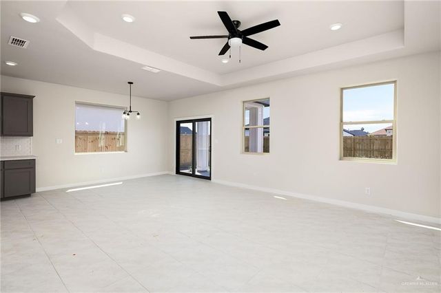 2121 Cardinal Avenue, Weslaco, TX 78596