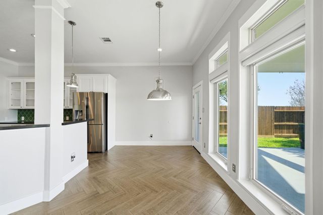 422 Bridge Crest Boulevard, Houston, TX 77082