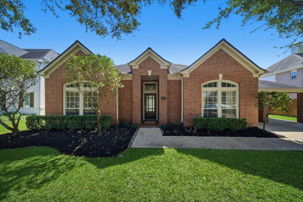 422 Bridge Crest Boulevard, Houston, TX 77082