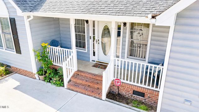 1608 Rogers Pointe Lane, Creedmoor, NC 27522