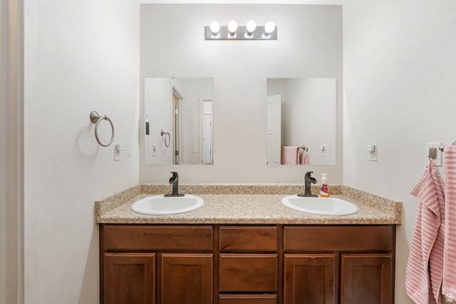 254 N 725 E, Vineyard, UT 84059