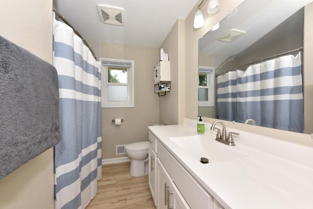 1417 Patricia DRIVE, West Bend, WI 53090