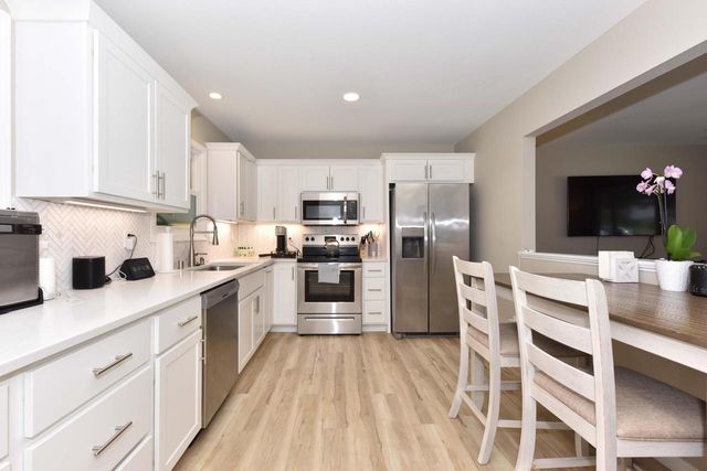1417 Patricia DRIVE, West Bend, WI 53090
