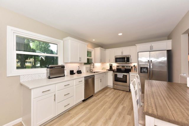 1417 Patricia DRIVE, West Bend, WI 53090