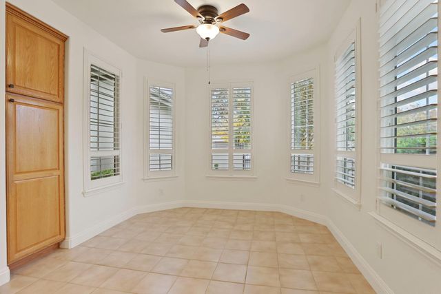 2685 San Marin Ln, Sacramento, CA 95835