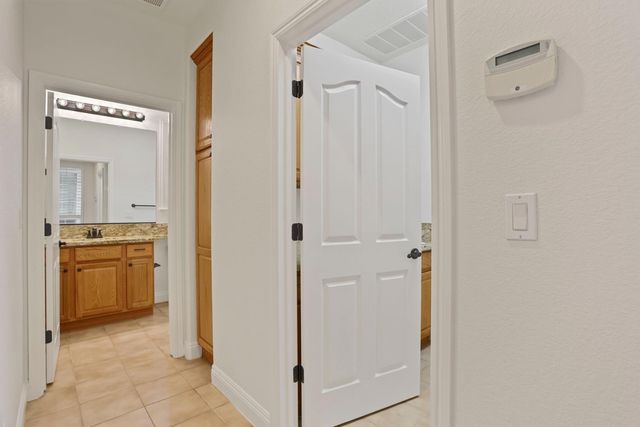 2685 San Marin Ln, Sacramento, CA 95835