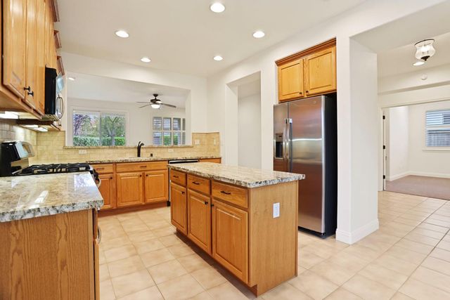 2685 San Marin Ln, Sacramento, CA 95835