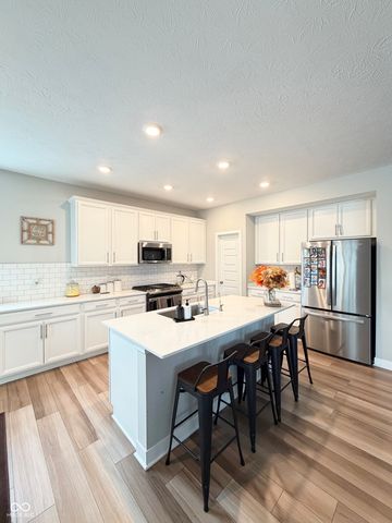 8890 Boylan Place, Pendleton, IN 46064