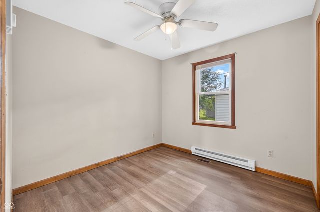 2231 Mapleton Court, Columbus, IN 47201