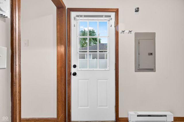 2231 Mapleton Court, Columbus, IN 47201