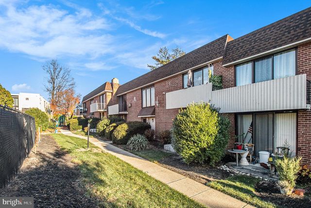 100 E GLENOLDEN AVE #R9, Glenolden, PA 19036