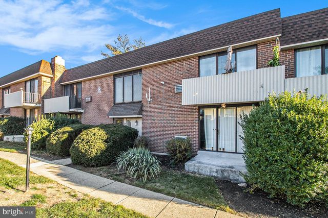 100 E GLENOLDEN AVE #R9, Glenolden, PA 19036