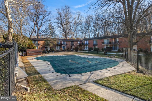 100 E GLENOLDEN AVE #R9, Glenolden, PA 19036