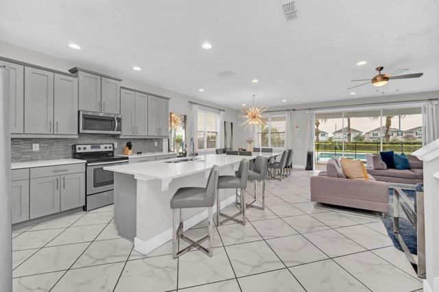 7648 FAIRFAX DRIVE, Kissimmee, FL 34747
